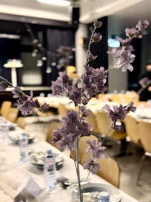 Da7a893f B9a8 4a5f B2ef B2f7f55af209